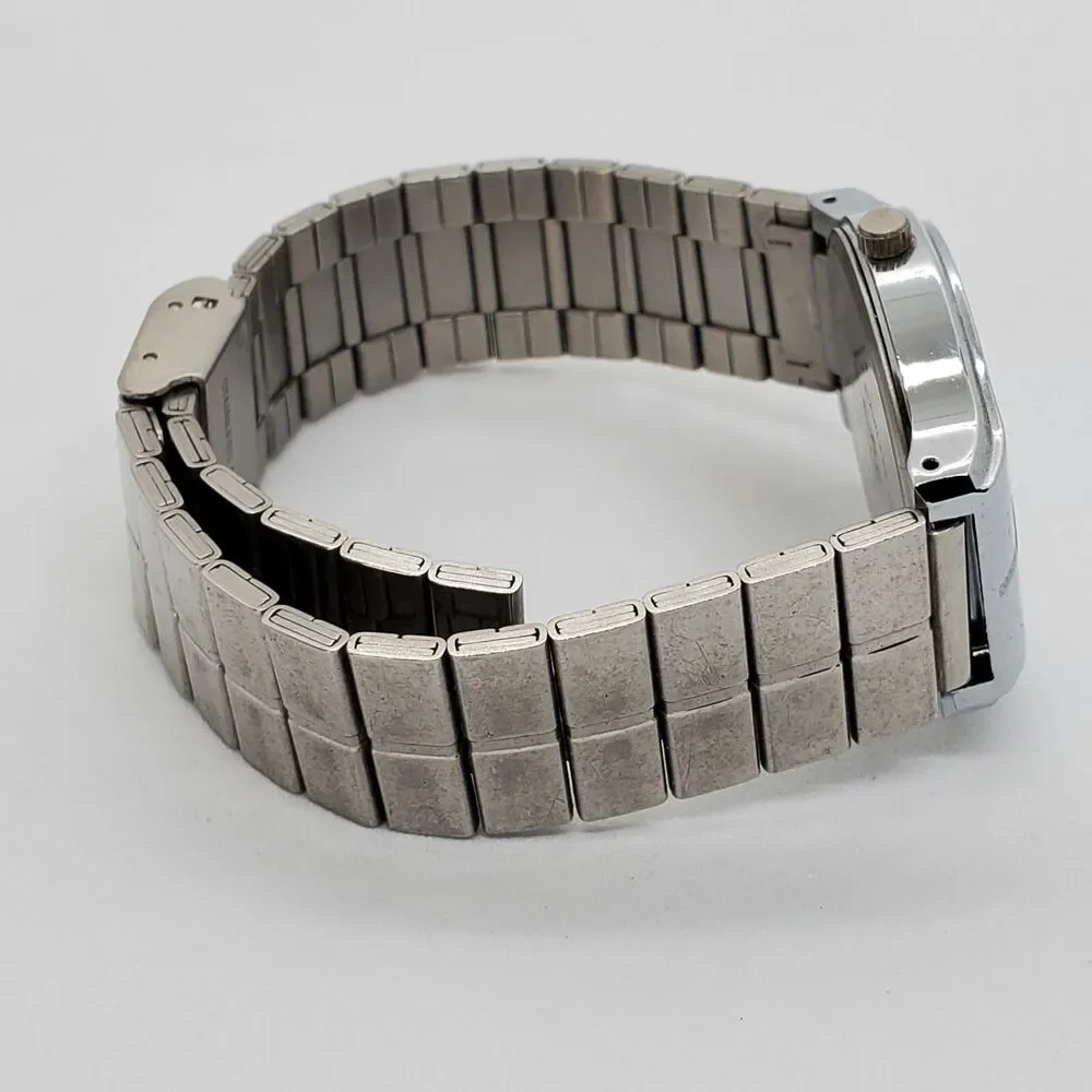QQ By Citizen Watch Women 32MM‎ White Dial Gray Tone Bracelet New Battery